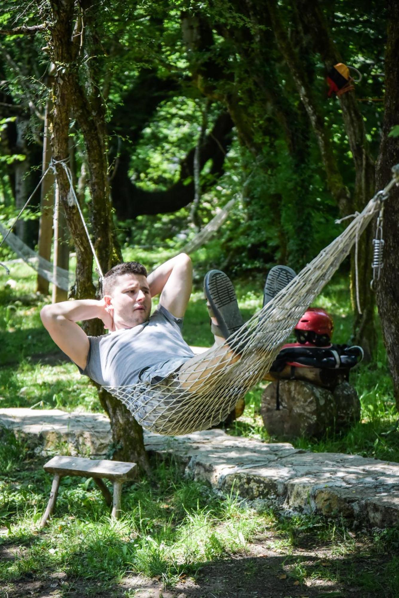Camp Divlja Rijeka Hotell Hum Exteriör bild