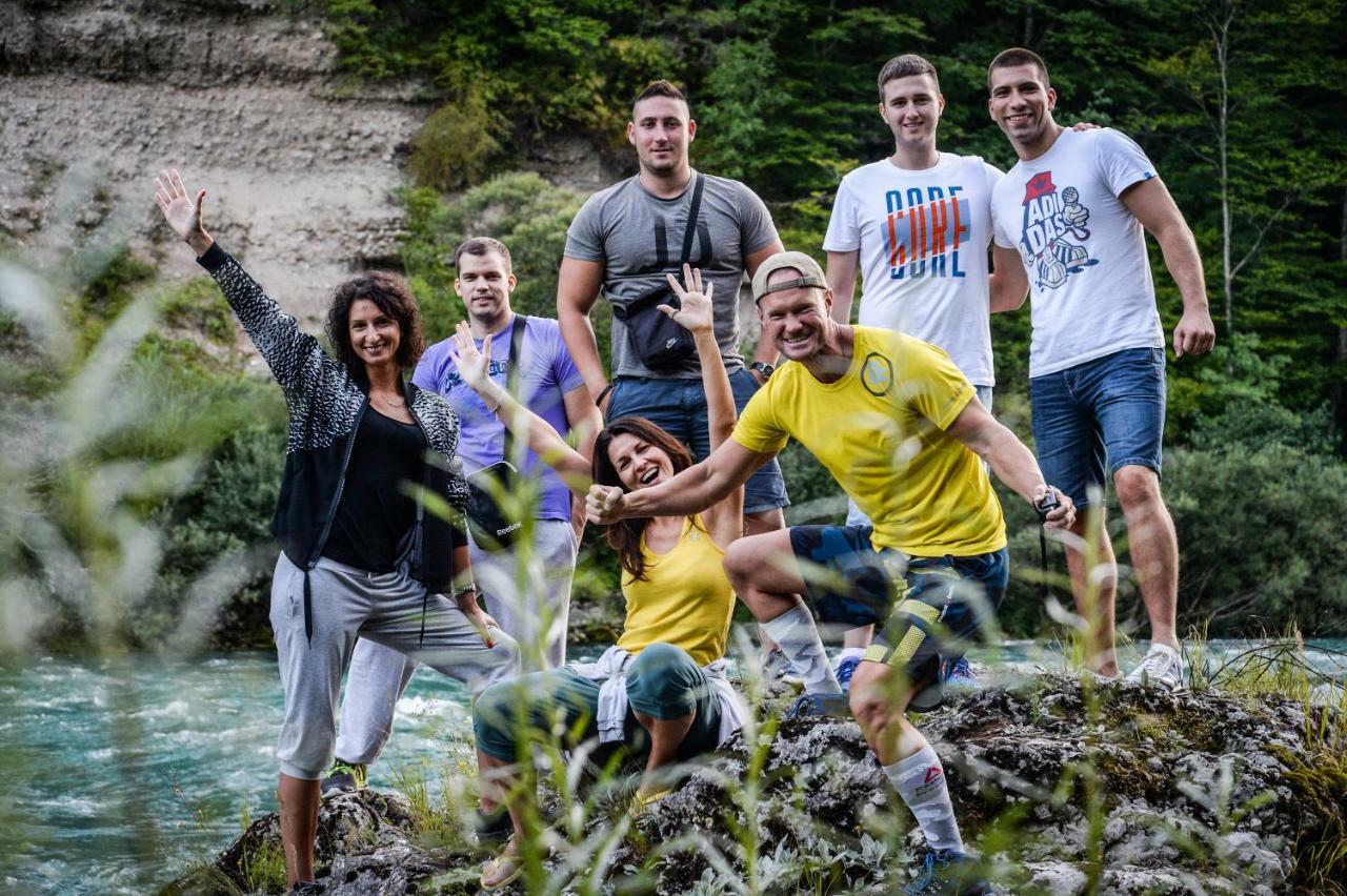Camp Divlja Rijeka Hotell Hum Exteriör bild